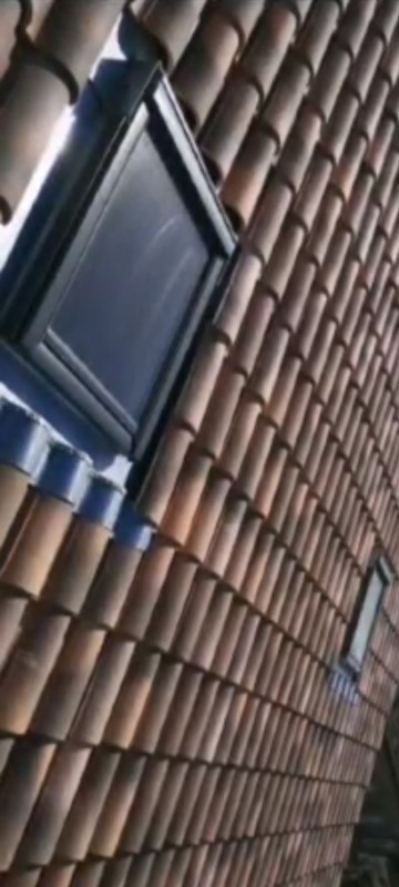 Solin en zinc avec enduit monocouche. A Servian.