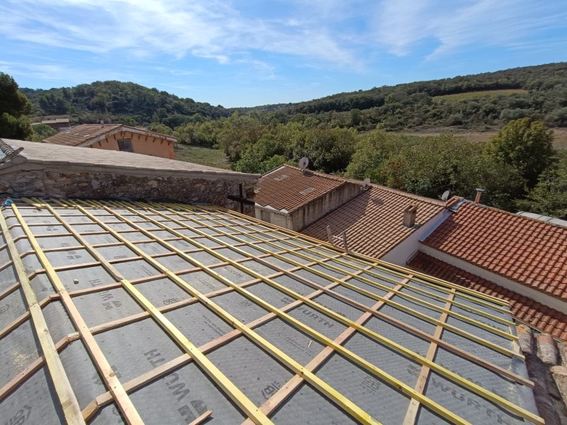 rénovation d'une toiture à Fouzilhon