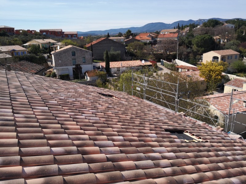 rénovation charpente et couverture à Laurens