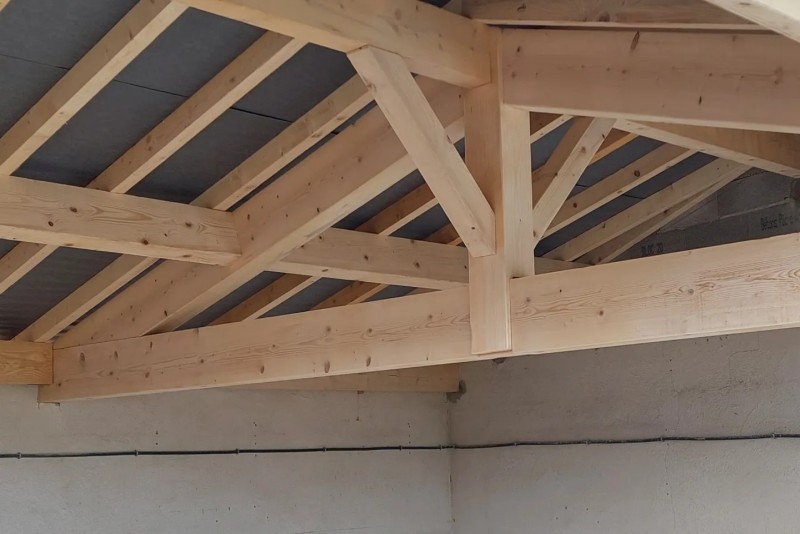 charpente traditionnelle à Marseillan 